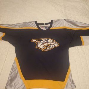 Vintage Nashville Predators Jersey (Adult S)